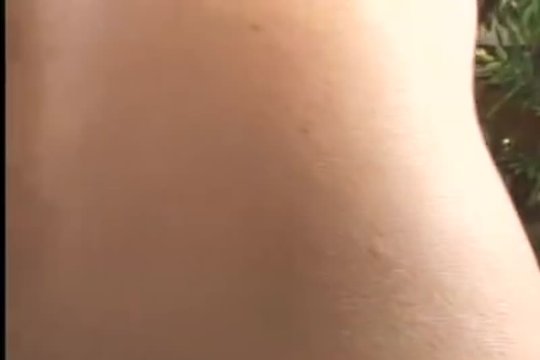 Азиаточка без ума от большого члена