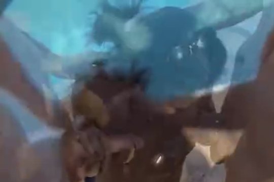 Милашка делает это очень приятно