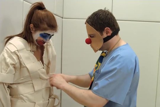 Блядский цирк, ёбаные клоуны!
